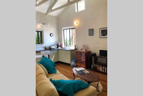 Karma Cottage - Holiday Cairns 2
