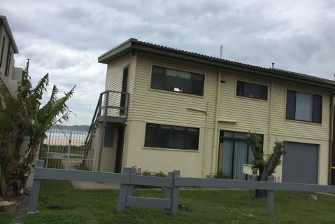 Kiama Downs Beach House - Holiday Cairns 1