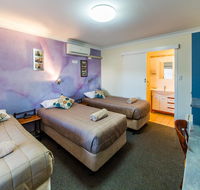 Kingaroy Country Motel - Holiday Cairns