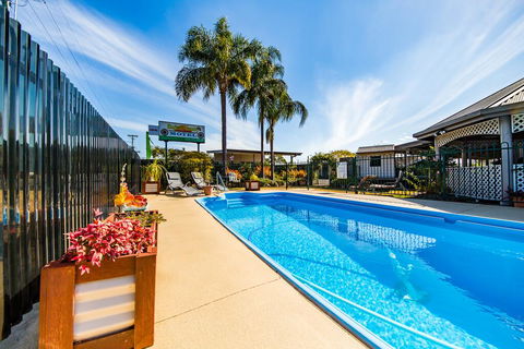 Kingaroy Country Motel - Holiday Cairns 1