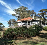 Kinross Metcalfe Farm - Holiday Cairns