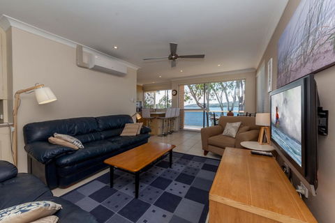 Kooringal, Unit 5/105 Soldiers Point Road - Holiday Cairns 1