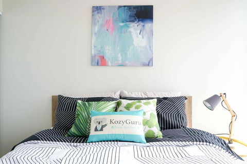 KOZYGURU BRISBANE CITY HIGHRISE 1BED APT SPIRE QBN550-2501 - Holiday Cairns 1