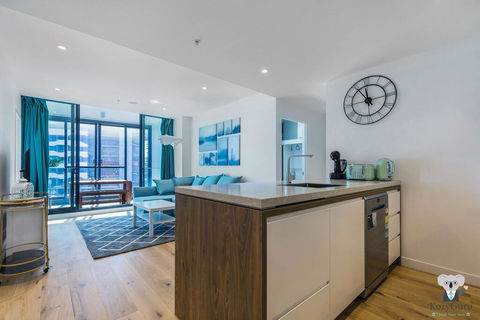 KOZYGURU FORTITUDE VALLEY HOLIDAY STYLE 2 BED APT FREE PARKING QFV211-1601 - Holiday Cairns 3