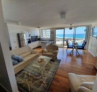 Kupari Surfers Paradise - Holiday Cairns