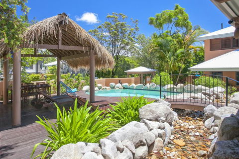L'Auberge Noosa - Holiday Cairns 1