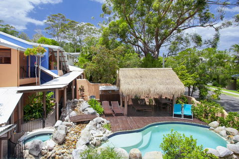 L'Auberge Noosa - Holiday Cairns 0