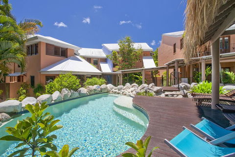 L'Auberge Noosa - Holiday Cairns 2