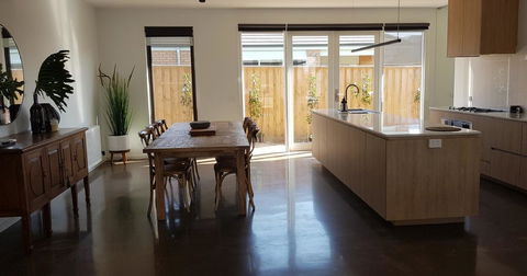 Laguna - Holiday Cairns 2