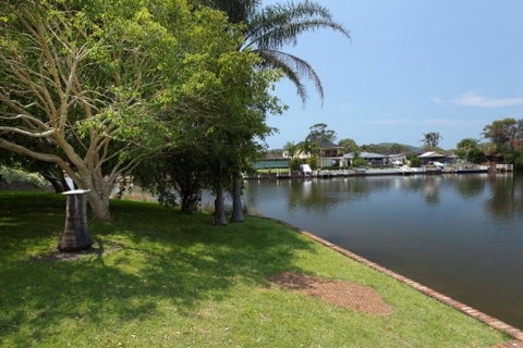 LAKE HOUSE ON ELOUERA - Holiday Cairns 0