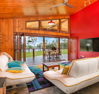 Lake Tinaroo Waterfrontage - Holiday Cairns