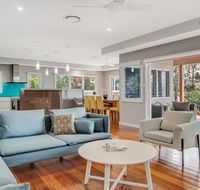 LAKEFRONT and SUNSET HAVEN - Holiday Cairns