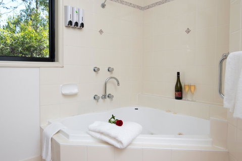 Leisure Inn Pokolbin Hill - Holiday Cairns 3