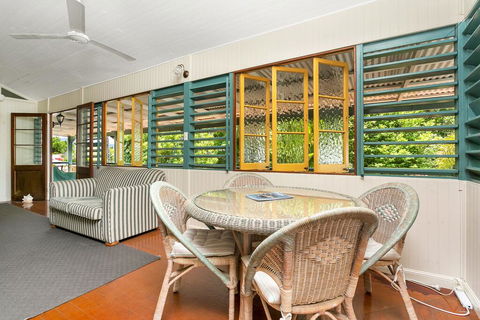 Lilybank Guest House - Holiday Cairns 3