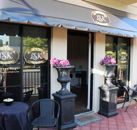 Luxe on Kensington - Holiday Cairns