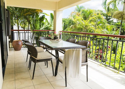 Luxury 3 BDR Apartment Near Beautiful Esplanade - Holiday Cairns 2