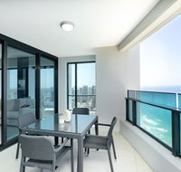 Luxury For The Soul 2 Bedroom Beachfront Apartment - Holiday Cairns