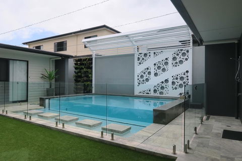 Luxury Homestay BNB In Rochedale - Holiday Cairns 2