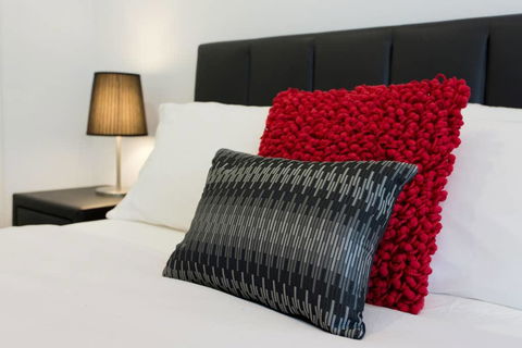 M5 Apartment In The Free Transit Zone West Perth - Holiday Cairns 2