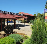 Maclin Lodge Motel - Holiday Cairns