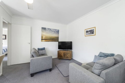 Maliblue, 5/1 Main Street, Crescent Head - Holiday Cairns 0