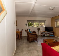 Malibu Drive 127 Bawley Point - Holiday Cairns