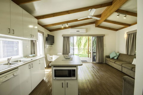 Mannum Riverside Caravan Park - Holiday Cairns 3