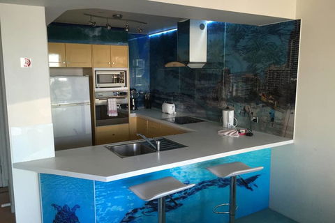 Mantra Crown Towers - Private Apartment - Holiday Cairns 1