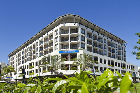 Mantra Esplanade - Holiday Cairns 1