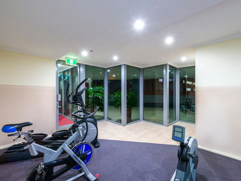 Mantra On Edward - Holiday Cairns 2