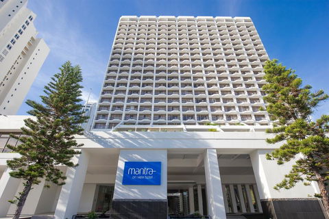 Mantra On View Hotel - Holiday Cairns 0