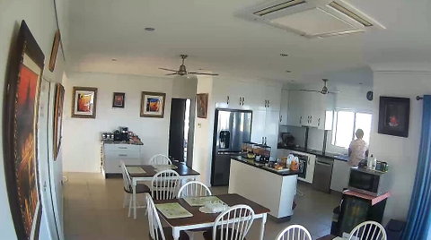 Margs Bed And Breakfast - Holiday Cairns 1