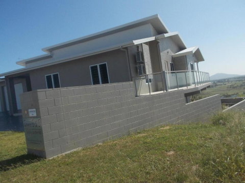 Margs Bed And Breakfast - Holiday Cairns 0