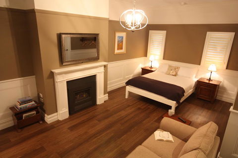 Marysville Garden Cottages - Holiday Cairns 2