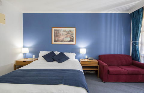 MAS Country Riverboat Lodge Motor Inn - Holiday Cairns 2