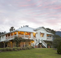 Mavis's Cabins  Mt Warning - Holiday Cairns