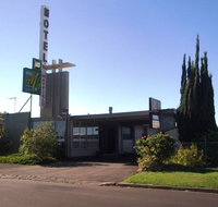 Mayfield Motel - Holiday Cairns