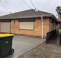 Melbourne short stay- Burwood Deakin Uni Burwood - Holiday Cairns