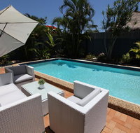 Mermaid Beach House - Holiday Cairns