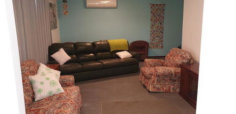 Mermaid Beachside Accommodation - Holiday Cairns 3