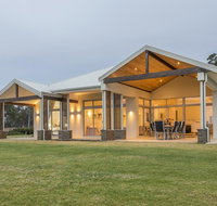 Metricup House - elegant country retreat - Holiday Cairns