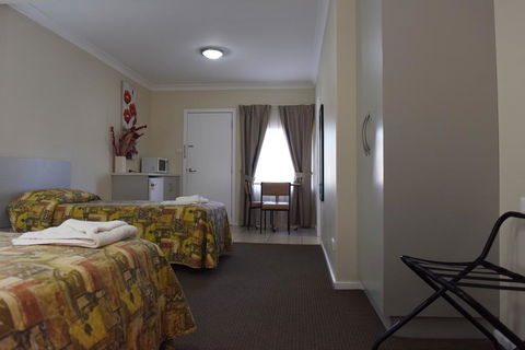 Mia Motel - Holiday Cairns 2