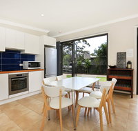 Mikora Callala Bay - Holiday Cairns