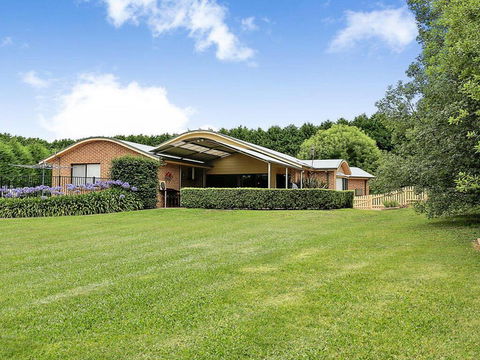 Misty Creek Of Robertson - Proximity And Privacy - Holiday Cairns 0