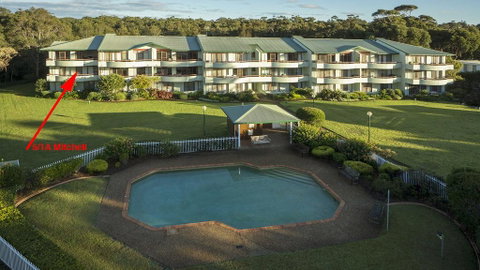 Mitchell 5/1A Fathoms - Holiday Cairns 0