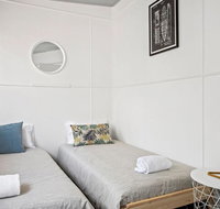 Mitchell Pde 31 Mollymook - Holiday Cairns