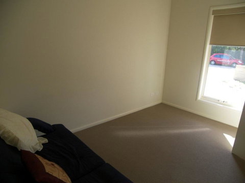Modern Beachside 5 Bedrooms - Holiday Cairns 2