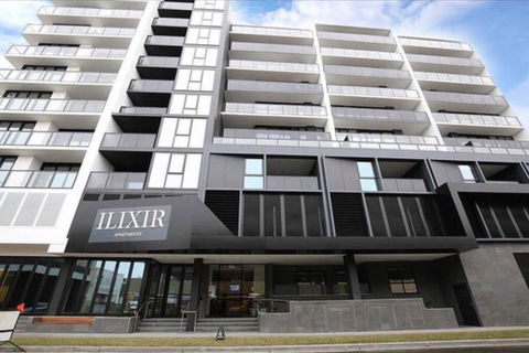 Modern Luxury 3 Bedroom Apartment With Sea Views - Holiday Cairns 1