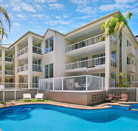 Moonbird - Holiday Cairns