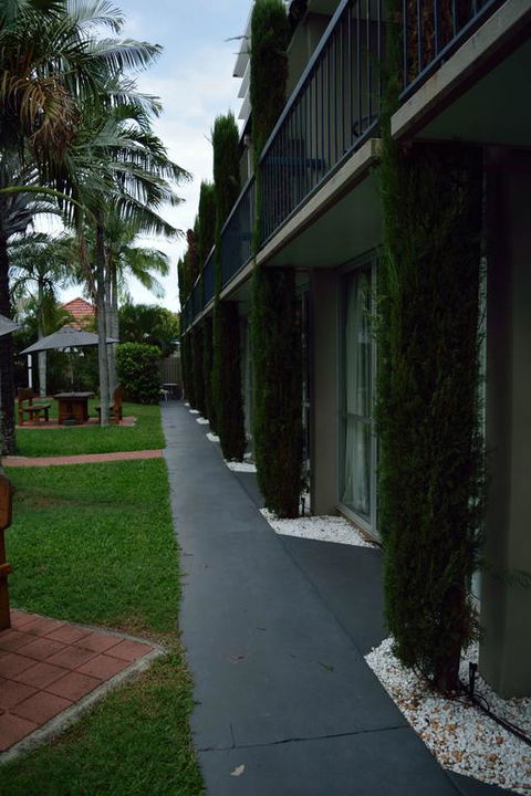 Motel 98 - Holiday Cairns 3